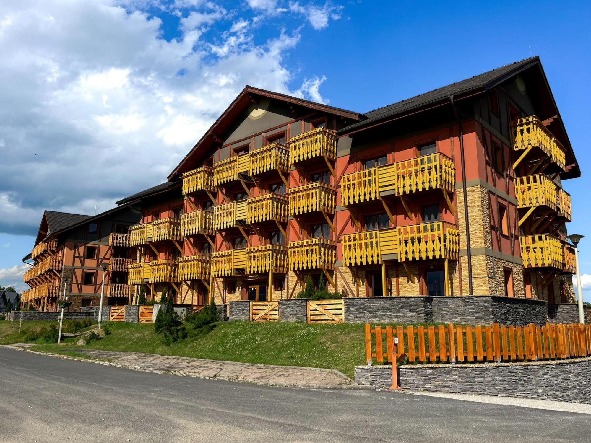 Tri Stity Apartment With Tatra View Terrace Vel'ka Lomnica Exterior foto